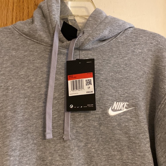 Nike Pullover - Picture 2 of 5